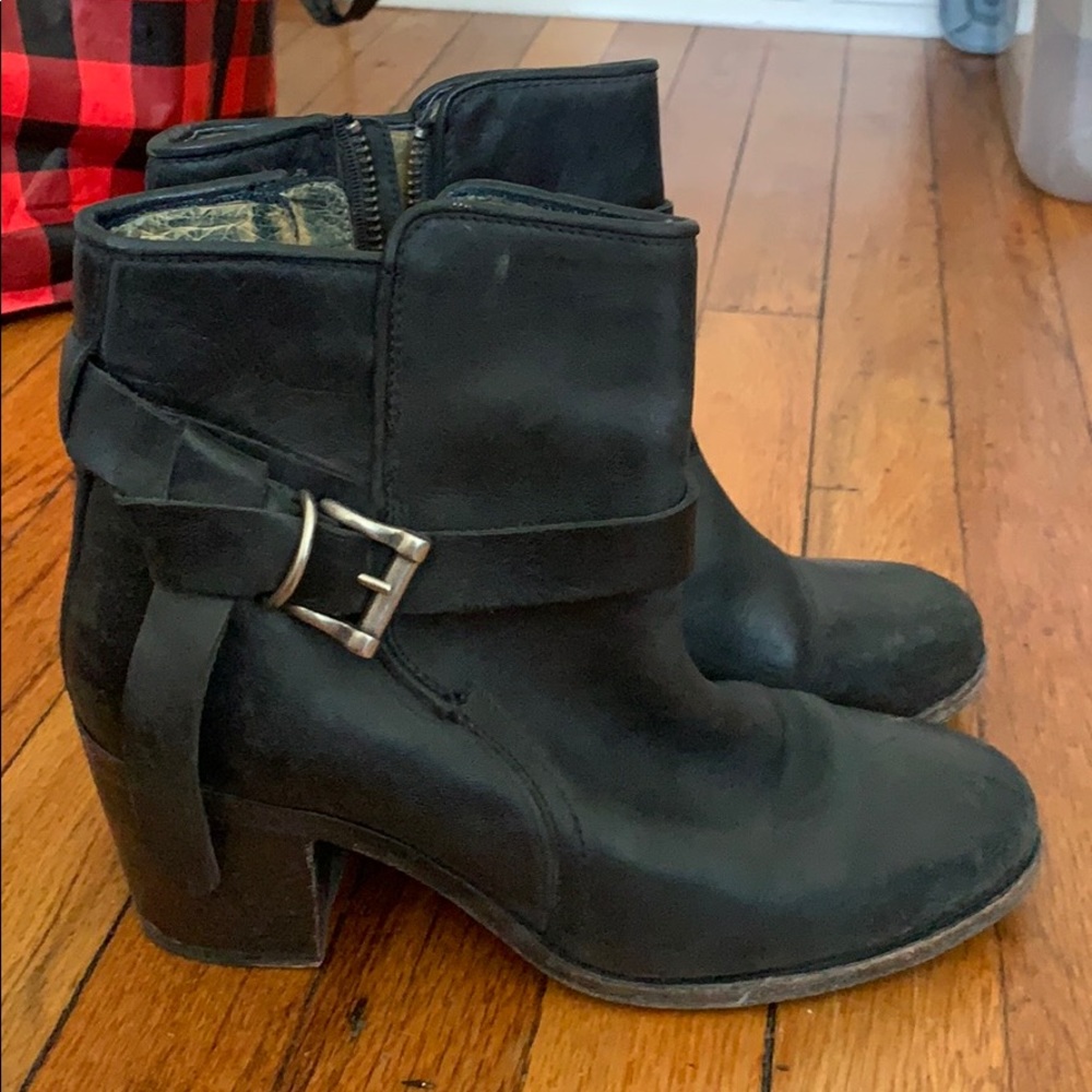 Frye Malory Bootie